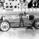 Illustration for article titled The Former Cabaret Dancer Who Became The Bugatti Queen And The Fastest Woman Alive